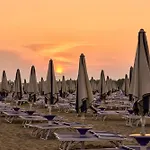 Beachside For Families And Friends Bibione