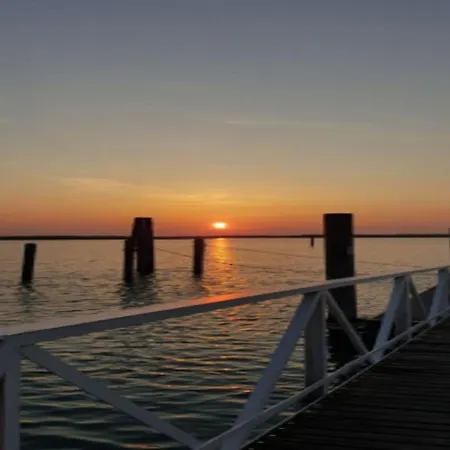 Cozy Flat In The Area In