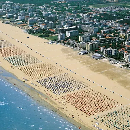 Beachside For Families And Friends Bibione